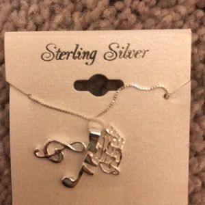 Never before worn sterling silver necklace